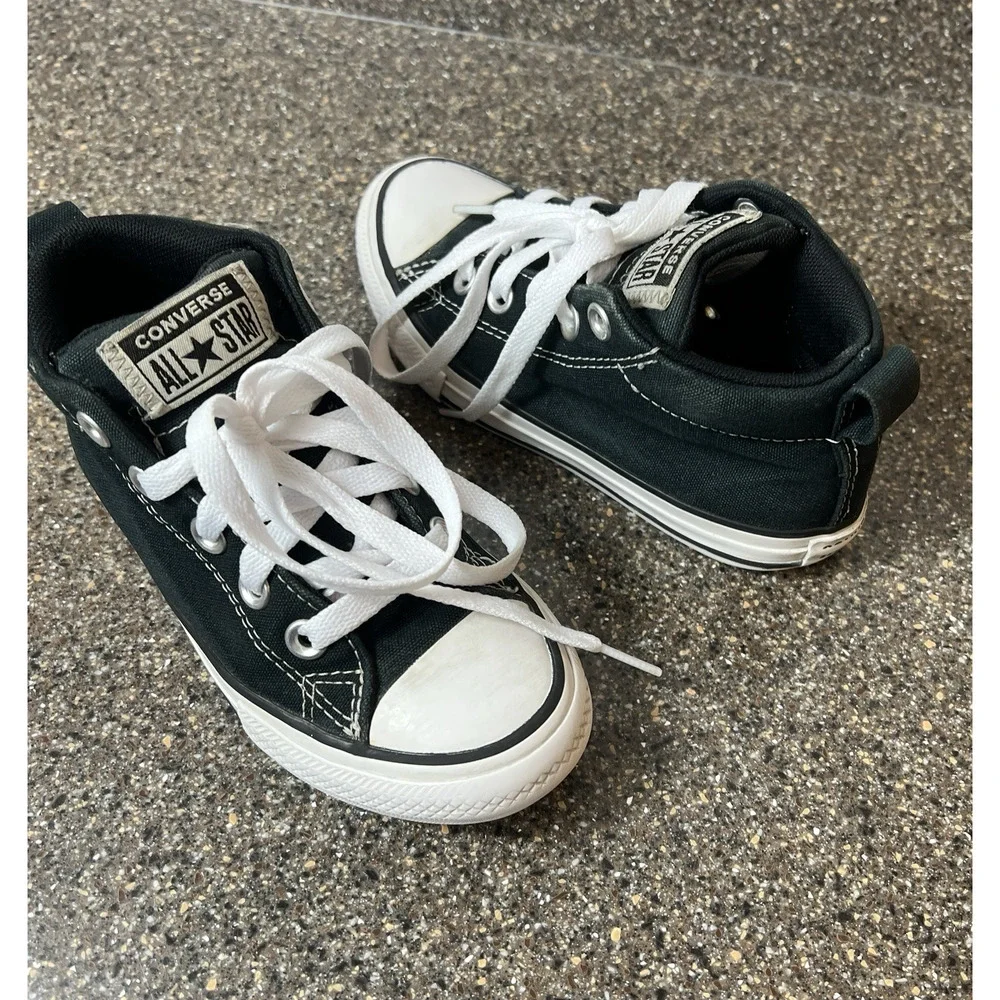 Converse All Star Kid Youth Sz 12 Black Canvas Sneaker Lace Up Mid Padded Tongue